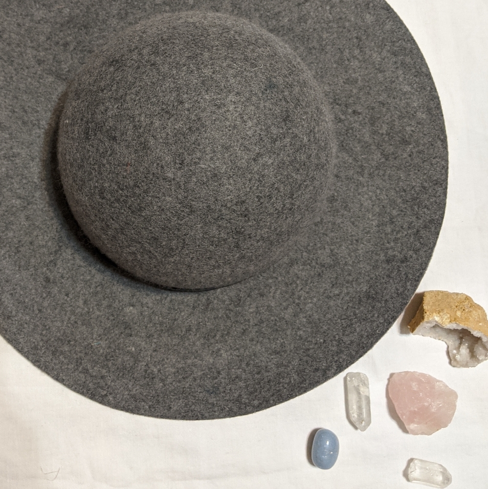 Faux Wool Floppy Hat 🍂